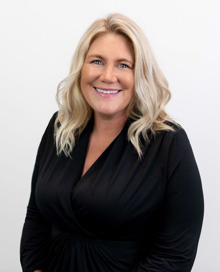 Ganesa Cobb, Real Estate Salesperson in Richland, Tri-Cities
