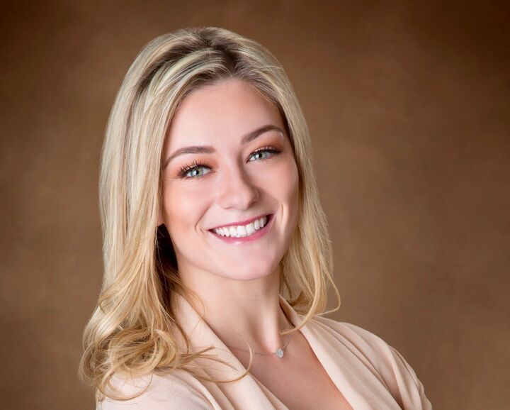 Chelsea Batelli, Real Estate Salesperson in Wayne, Venture Real Estate