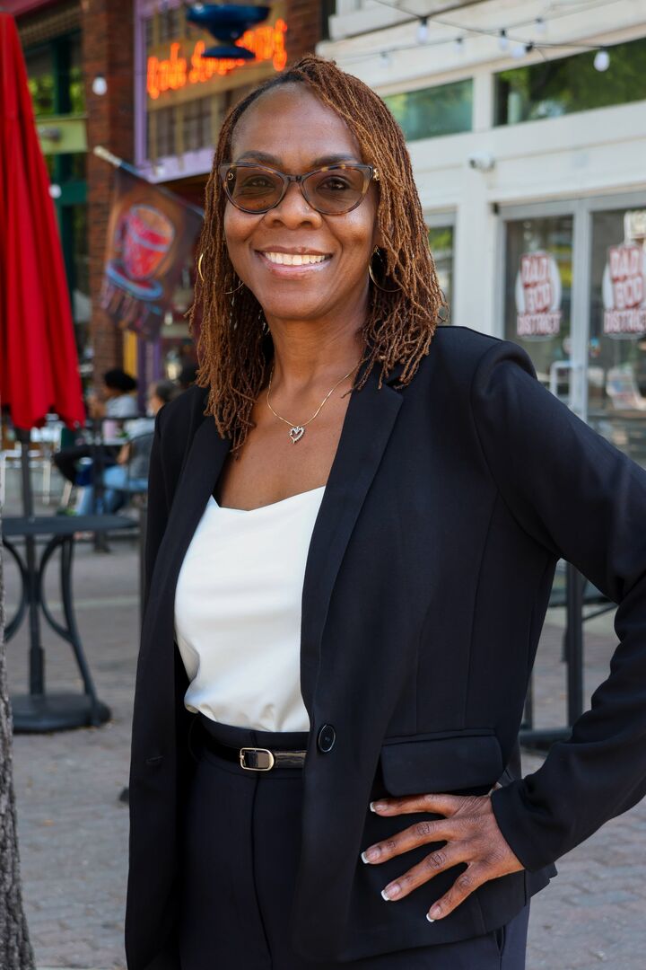 Cheryl Sanders,  in Fayetteville, ERA Strother Real Estate