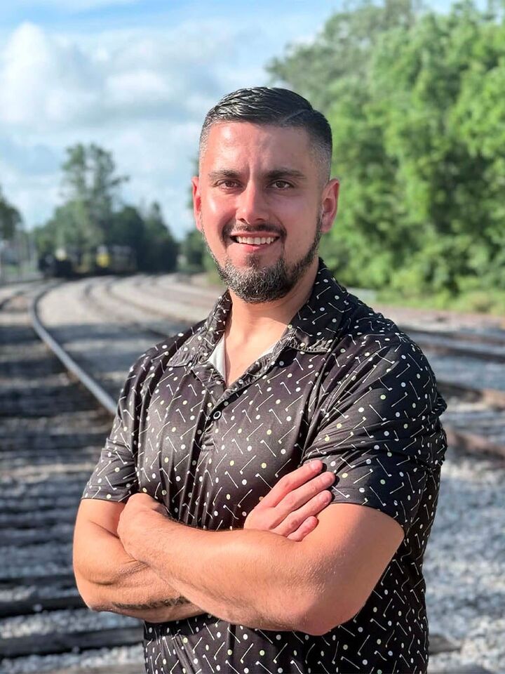 Rob Russell, Real Estate Salesperson in Hillsdale, Affiliated
