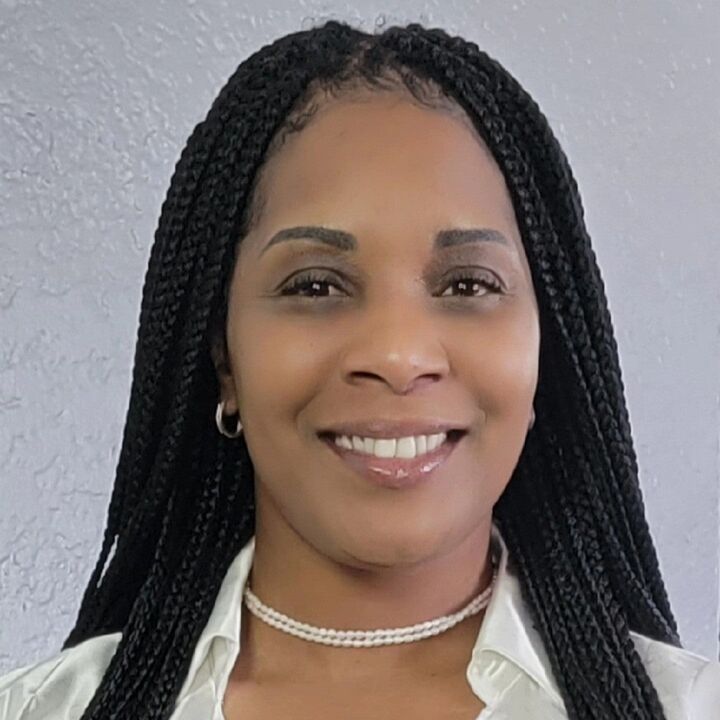 Michelle Williams, Real Estate Salesperson in Mentor, Schmidt Family of Companies