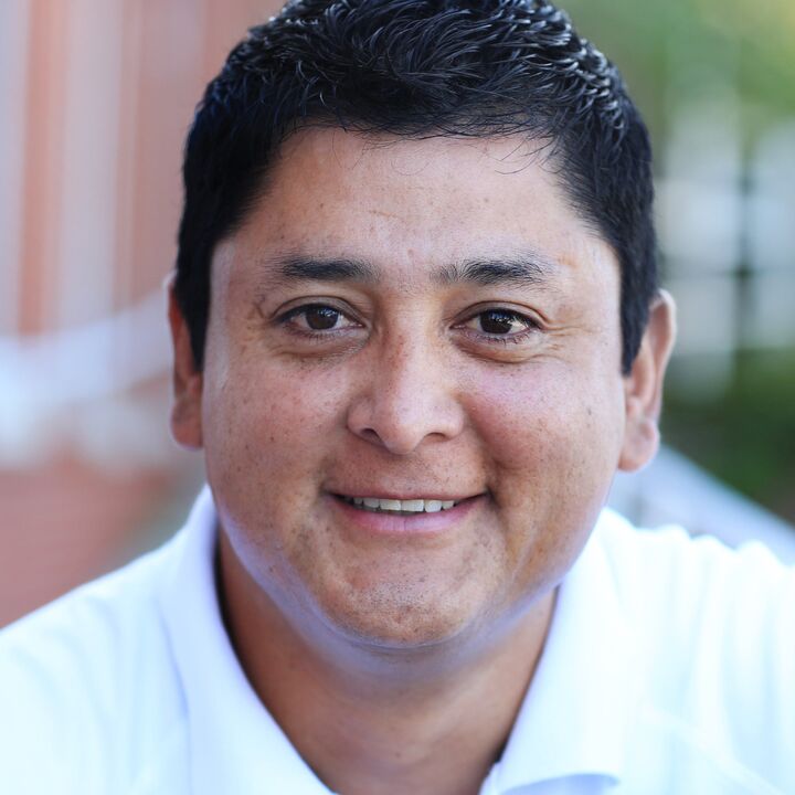 Rafael Geronimo, Real Estate Salesperson in Ankeny, Signature Real Estate