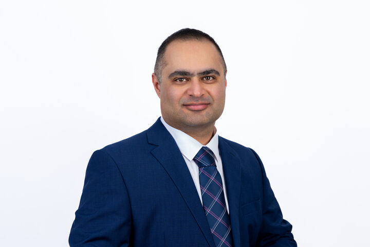 Arash Abbasalian,  in Whitby, Coldwell Banker R.M.R. Real Estate, Brokerage