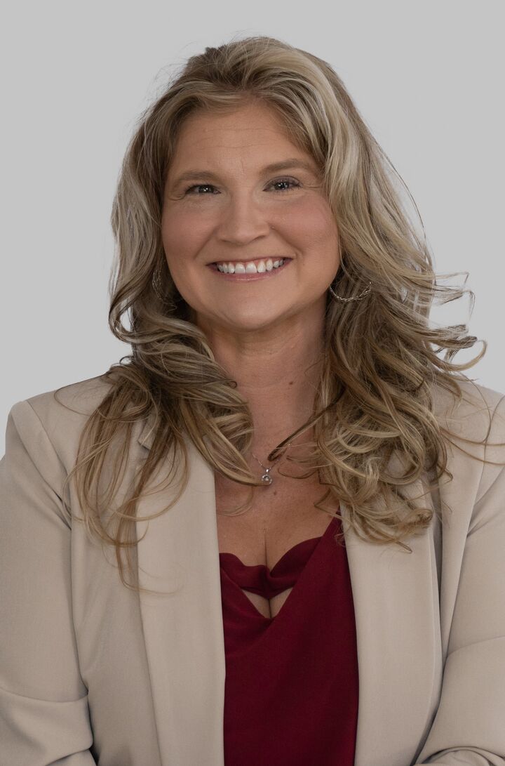 Laura Priddy-Crabtree, Real Estate Salesperson in Hurricane, Central