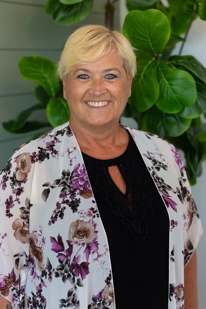 Debb Cramer, Associate Real Estate Broker in Greenwood, Gold Key