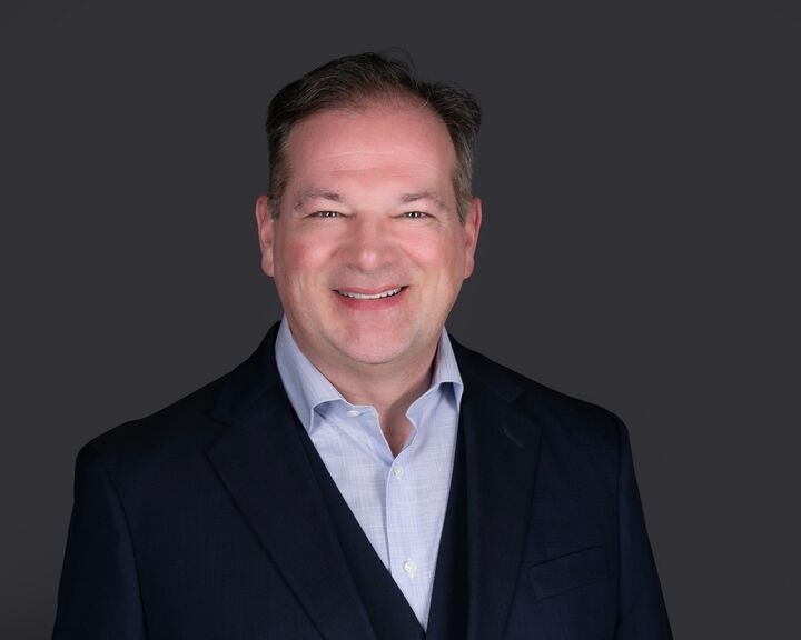 Sergio Maciujec, Real Estate Salesperson in Bethlehem, Hearthside