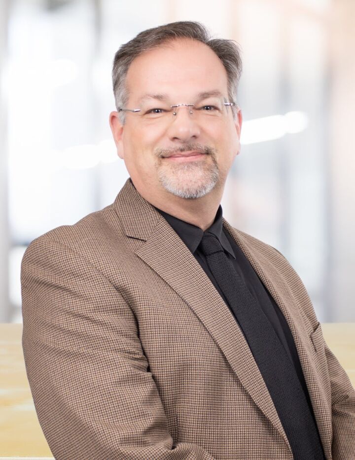 Sergio Maciujec, Real Estate Salesperson in Bethlehem, Hearthside