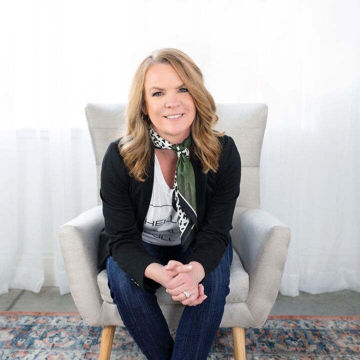 Amber Mausling, Real Estate Salesperson in Meridian, 43° North