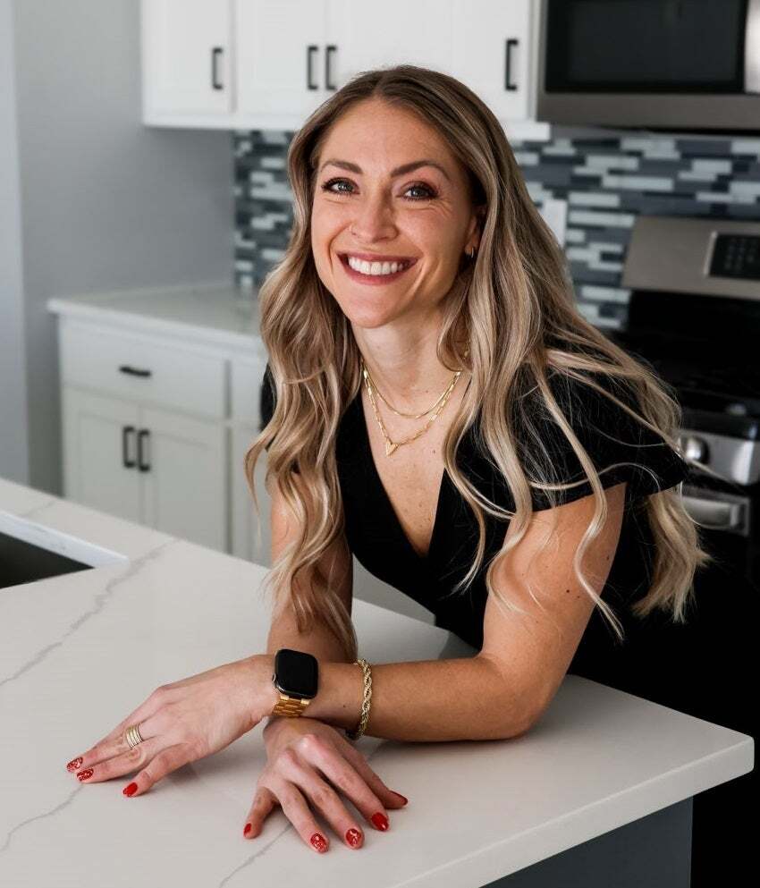 Samantha Carter- Acosta,  in Green Bay, Real Estate Group