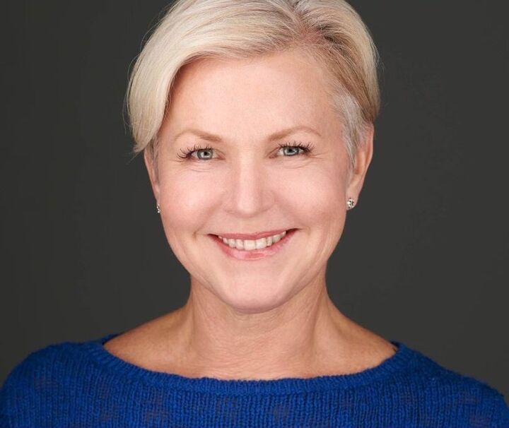 Elizabeth Berg, Real Estate Broker in Eugene, Equinox