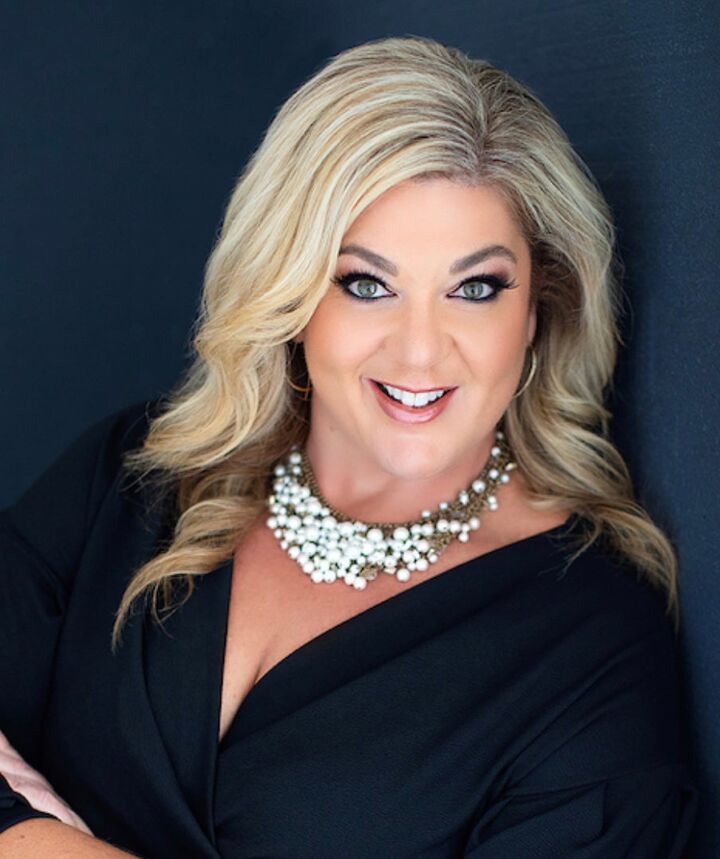 Angie Richison, Real Estate Salesperson in Apollo Beach, Beggins Enterprises