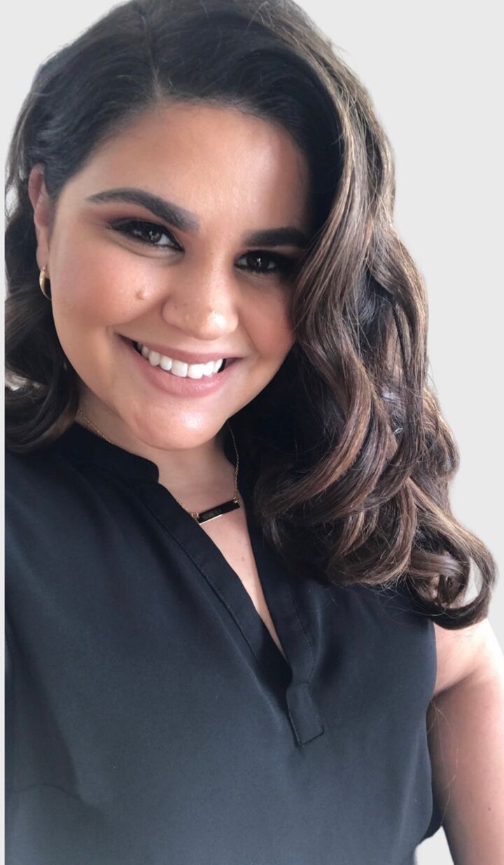 Lisa Barnao,  in Babylon, Realty Connect