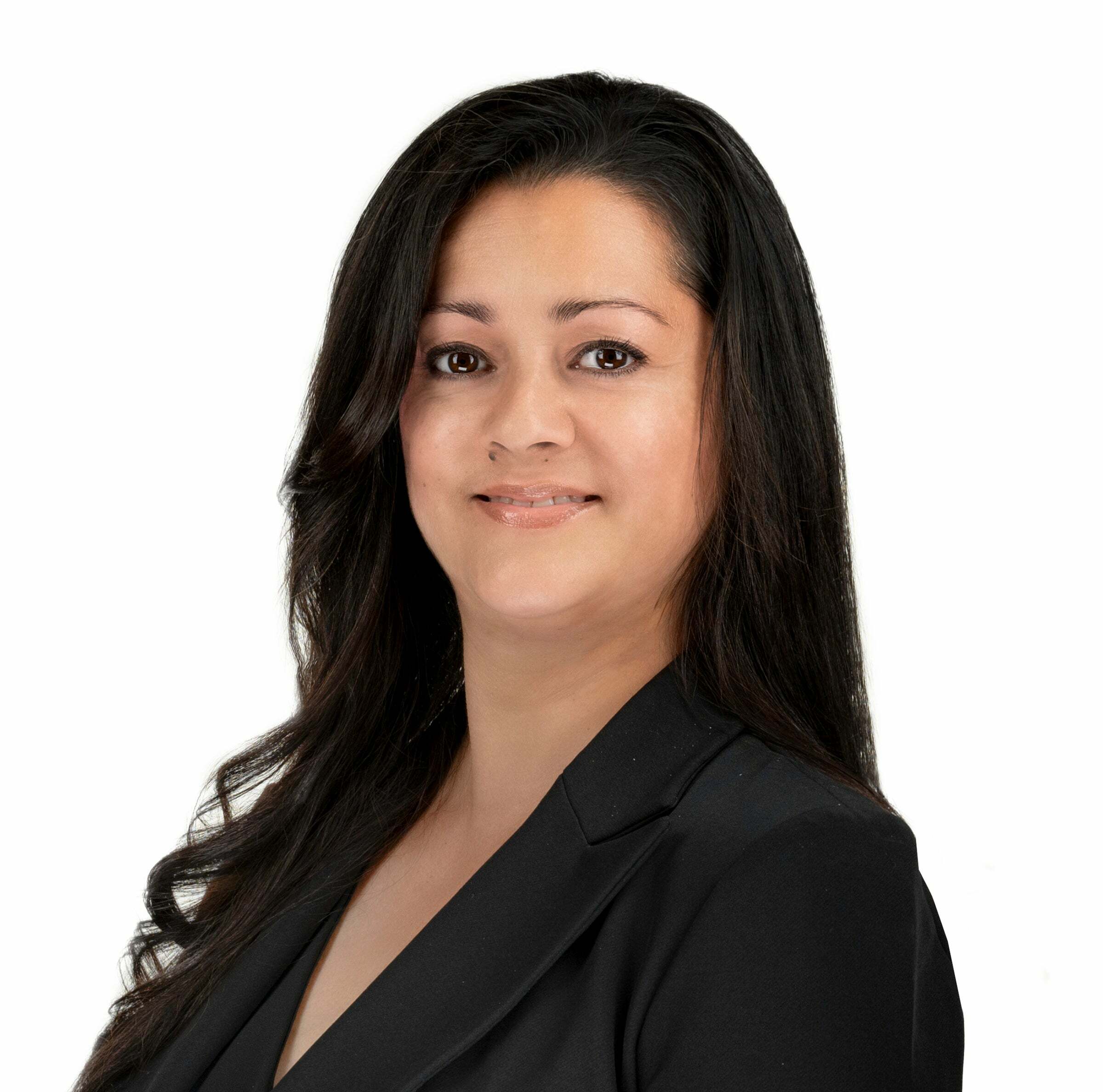 Angela Torres, Real Estate Salesperson in Porterville, Jordan-Link