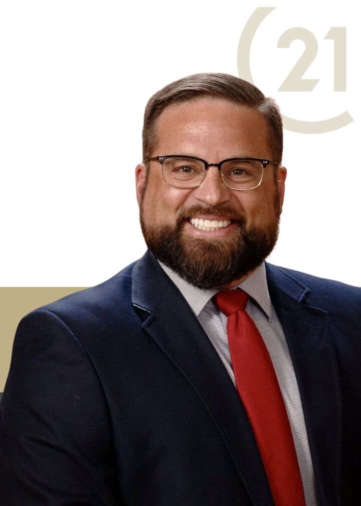 Mark Russell,  in Baton Rouge, Bessette Flavin