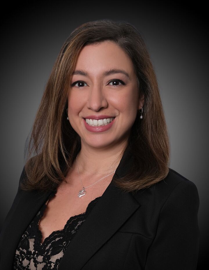 Angelica Santoyo, Real Estate Broker in Hickory Hills, New Beginnings