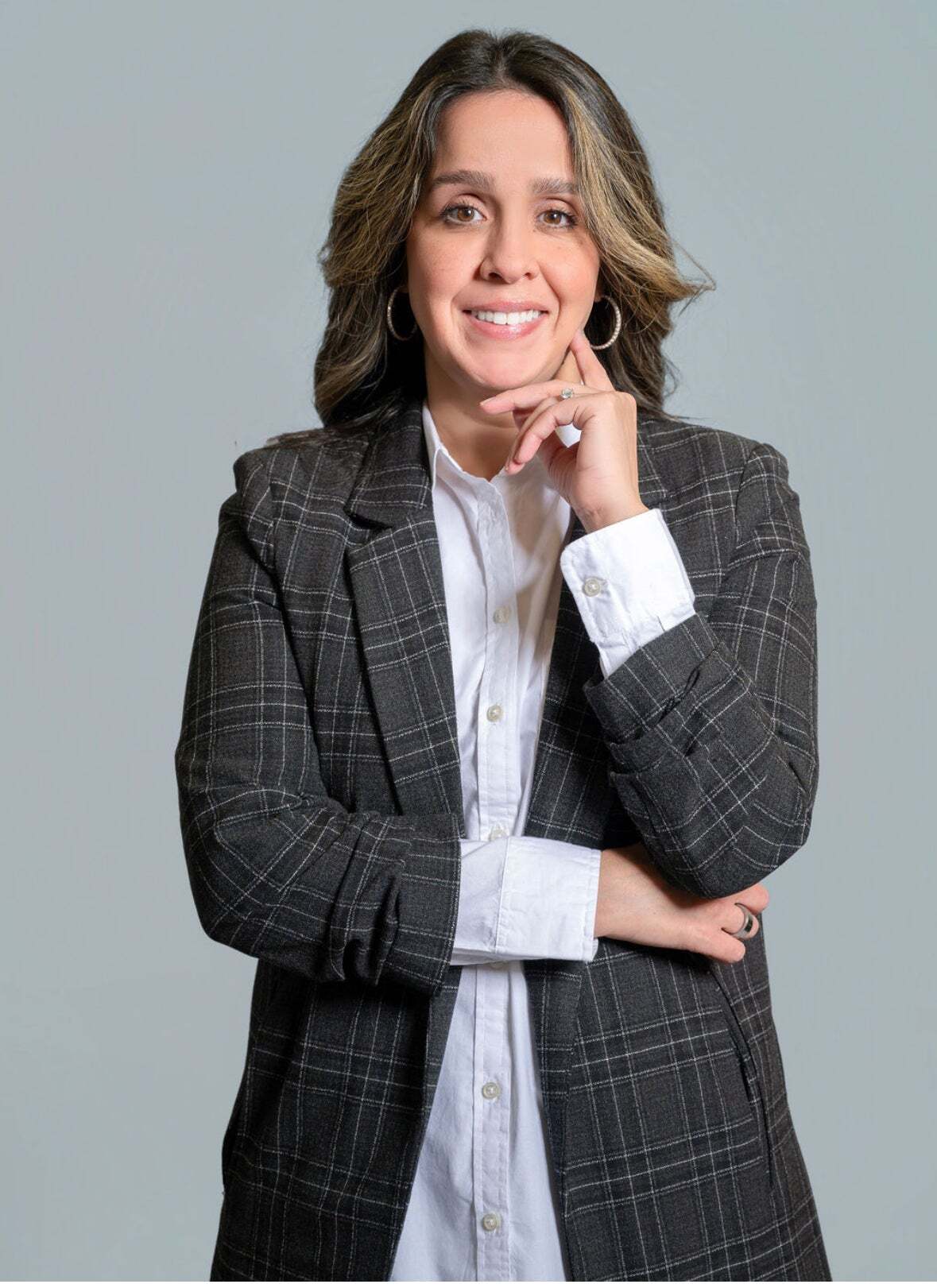 Racquel Hernandez, Real Estate Salesperson in New City, Full Service Realty