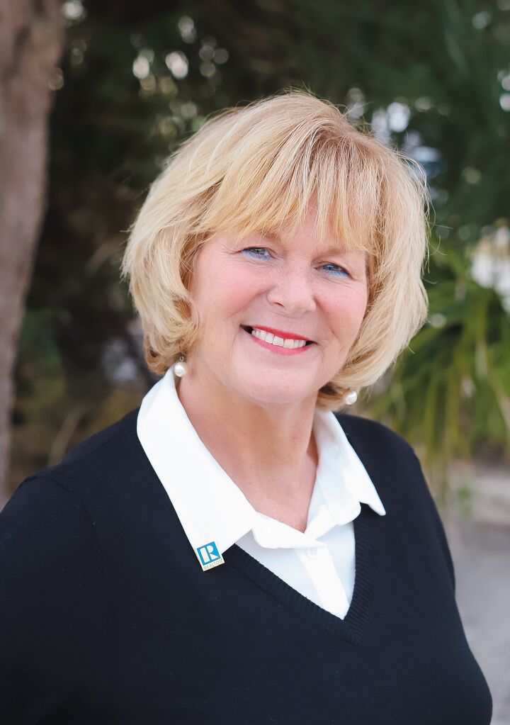 Joanne McPoland, Real Estate Salesperson in Myrtle Beach, Elliott Coastal Living