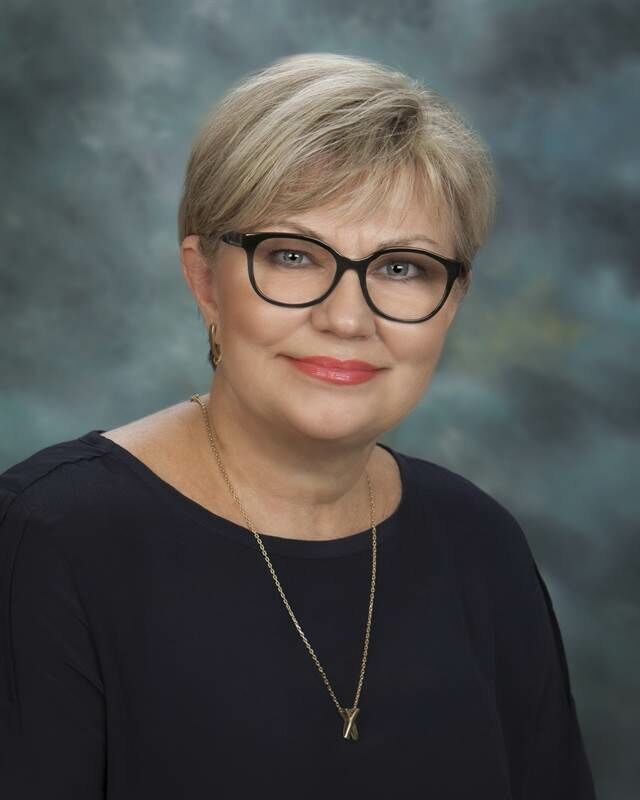 Renata Kotowicz, Real Estate Salesperson in North Port, Sunstar Realty