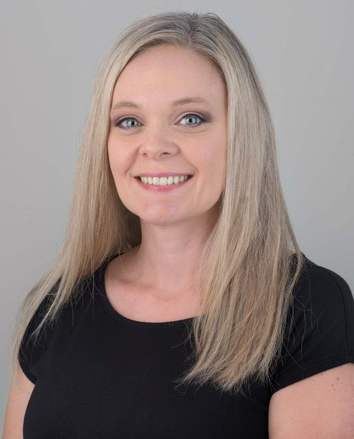 Dena Manos, Real Estate Broker in Asheville, Mountain Lifestyles