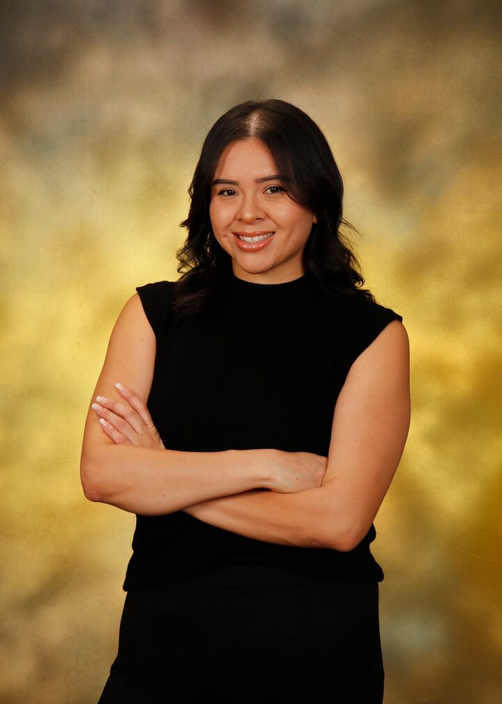 Viviana Nunez, Real Estate Salesperson in Downey, LOTUS