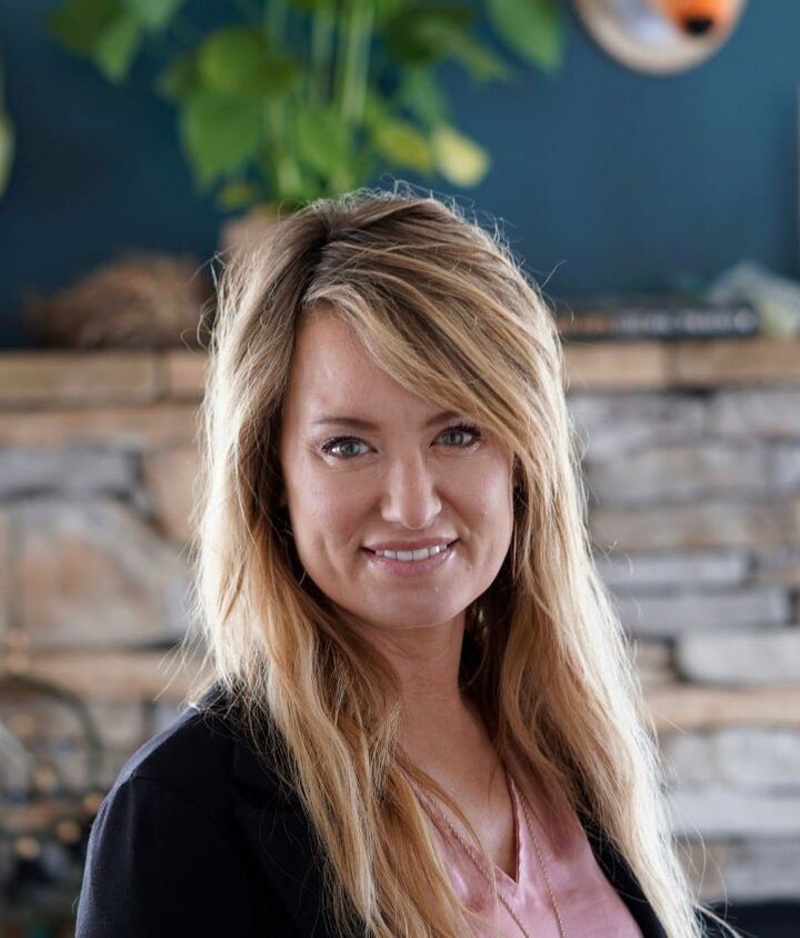 Kara Stubbs,  in Red Lodge, The Brokers