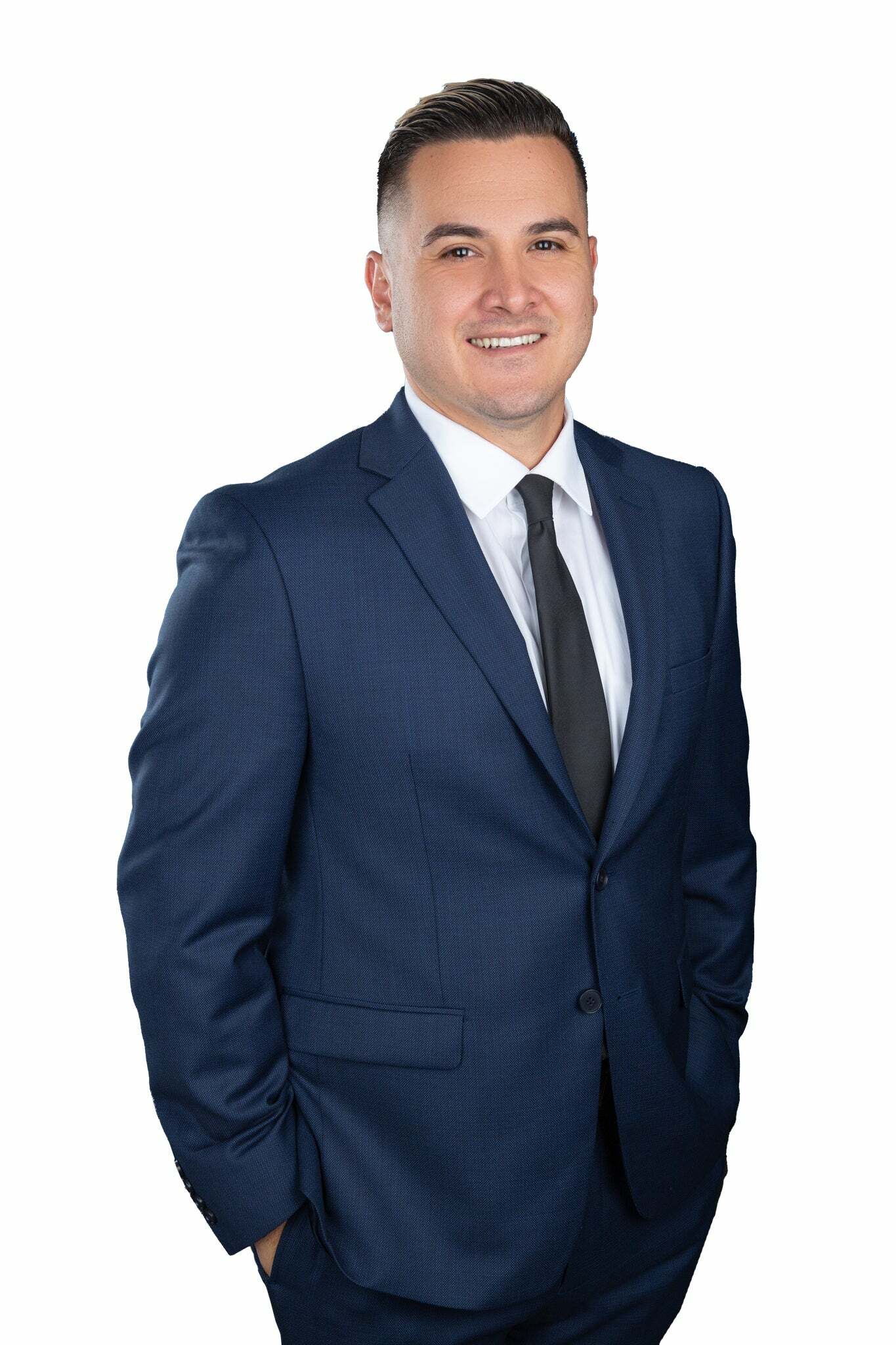 Geovanni Ochoa, Real Estate Salesperson in Menifee, Associated Brokers Realty