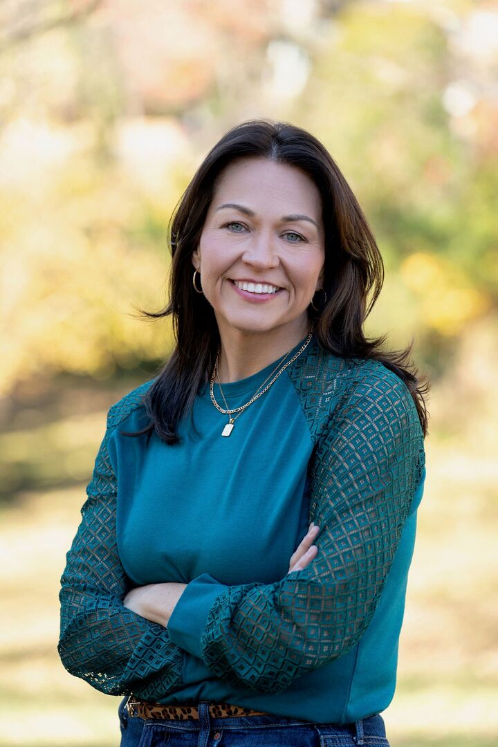 Tracie Clawson, Real Estate Salesperson in Winchester, ERA OakCrest Realty, Inc.