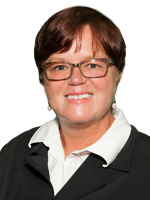 Eileen Reilly, Real Estate Salesperson in Lindenhurst, AA Realty