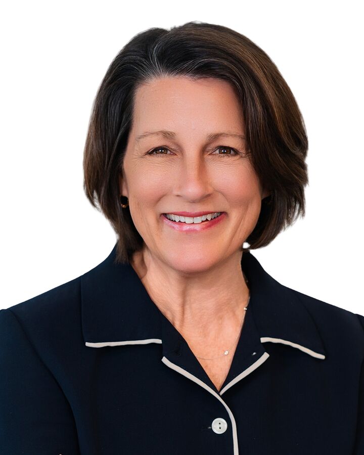 Brenda Brooks,  in Spartanburg, Caine