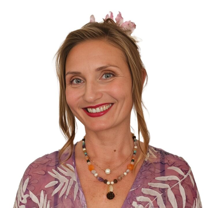 Anya Kazennova Morozov, Real Estate Salesperson in Kilauea, Rainbow Island Properties