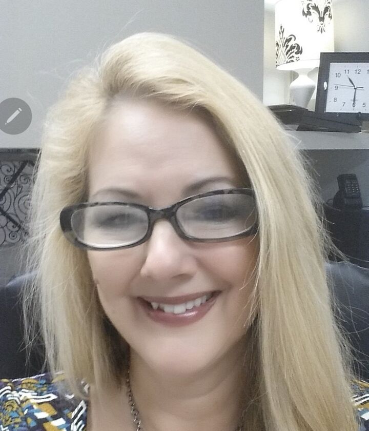 Dawn Krantz, Associate Real Estate Broker in Mount Pleasant, Mt. Pleasant Realty