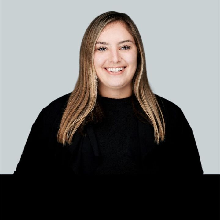 Makenzie Landers,  in Carmel, Scheetz