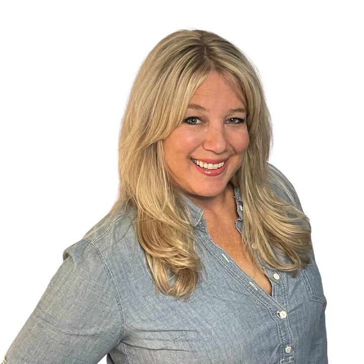 Jeana Oliva, Real Estate Salesperson in Canyon Lake, Masters