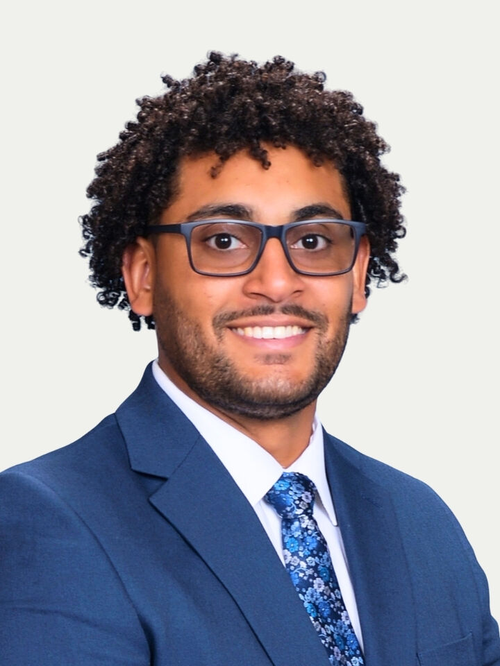 Alexander Delacruz, RE SALESPERSON in Central Valley, Howard Hanna Rand Realty