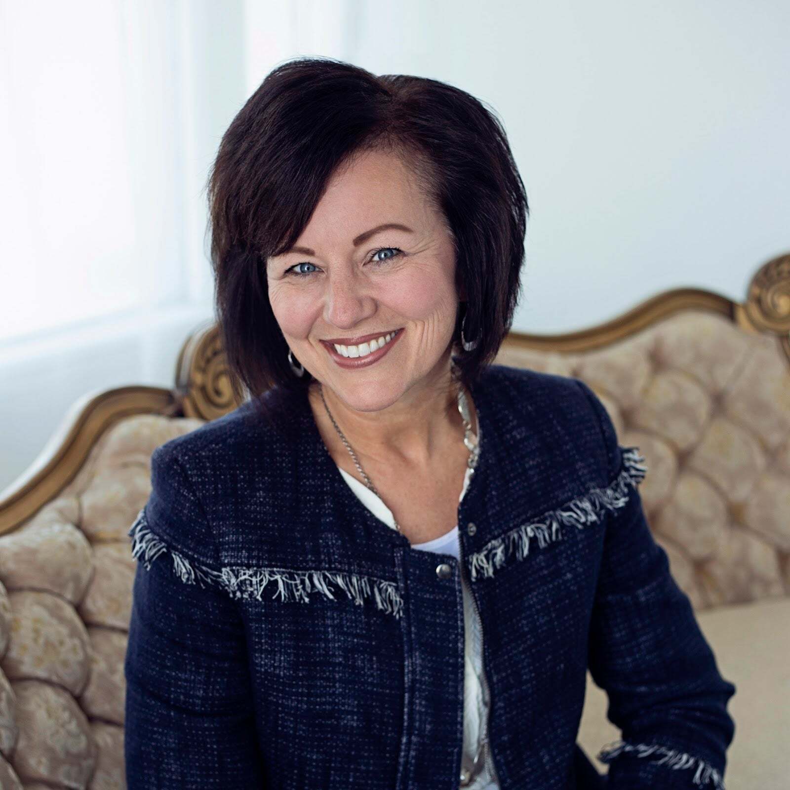 Elona Livingston, Real Estate Salesperson in Mesa, S.J. Fowler