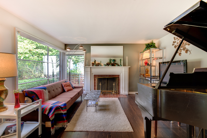 Property Photo: Living room 8206 19th Ave NE  WA 98115 