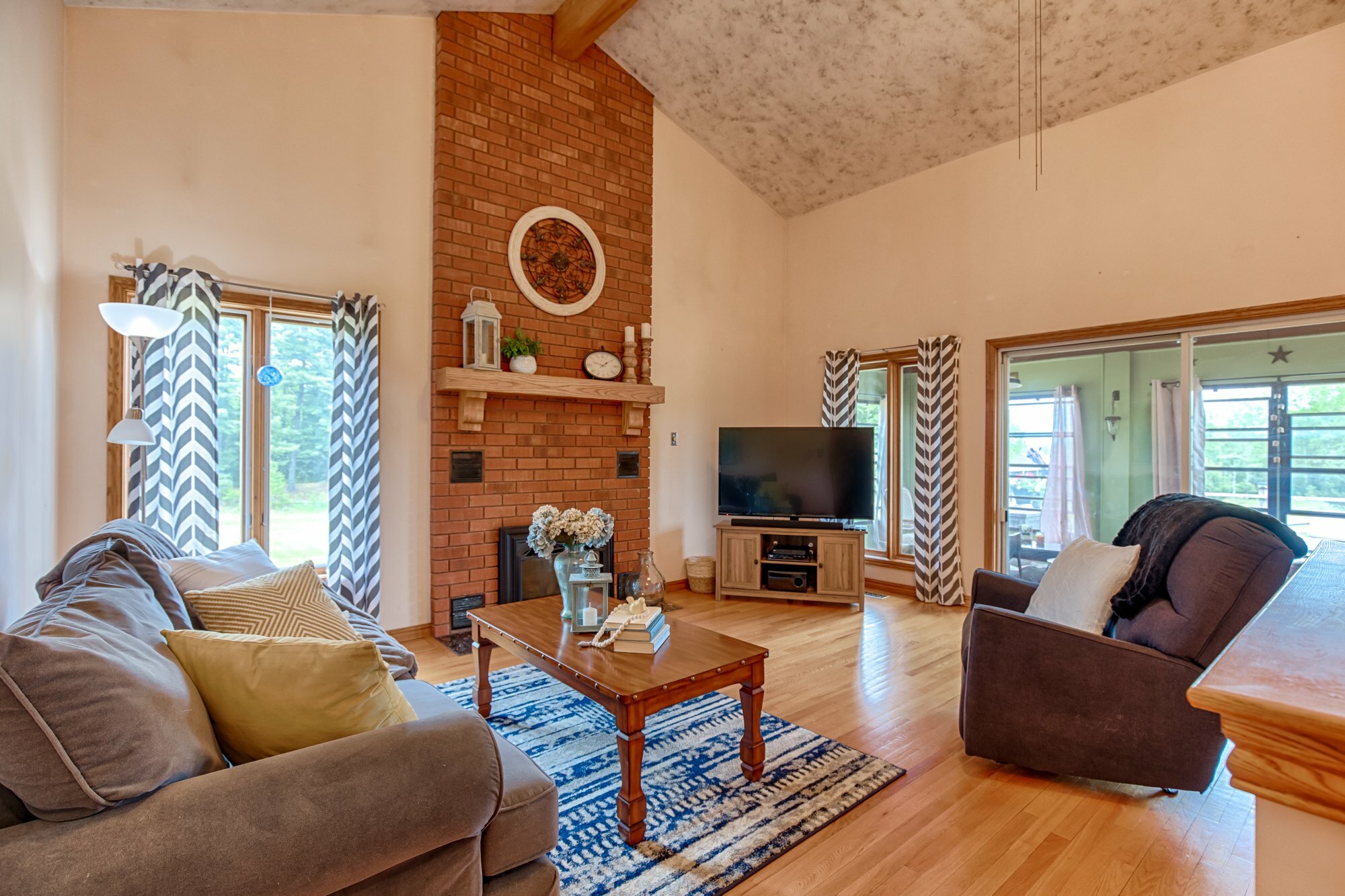 Property Photo:  92 Bonnechere Lodge Road  ON K0J 2A0 