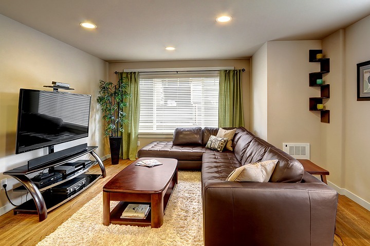 Property Photo: Living room 10546 Midvale Ave N C  WA 98133 