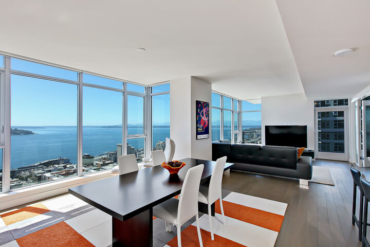 Property Photo: Dining room 588 Bell St 3806S WA 98121