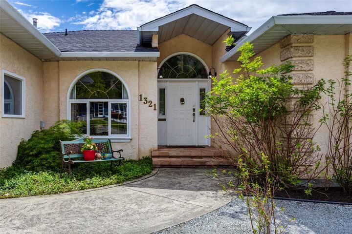 Property Photo:  1321 Mountain Avenue  BC V1Y 7H3 