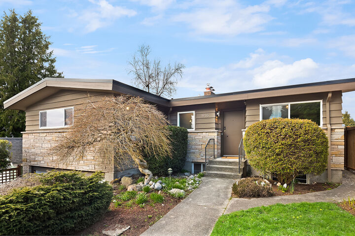 1936 NW 95th St  Seattle WA 98117 photo