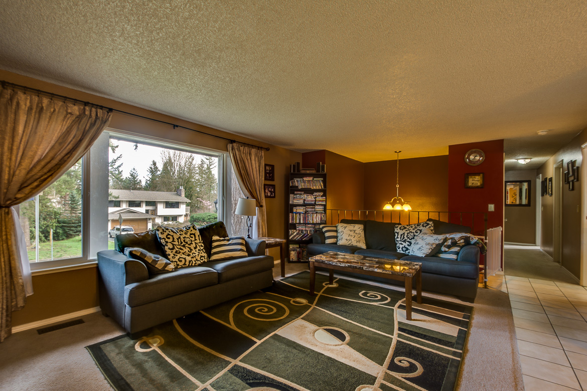 Property Photo: Living room 11718 47th Drive NE  WA 98271 