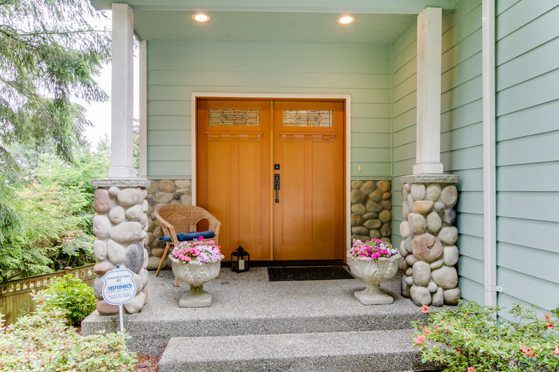 Property Photo: Entry 17717 83rd Place NE WA 98028