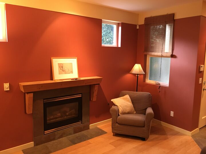 Property Photo: Living room 718 26th Ave S 3 WA 98144