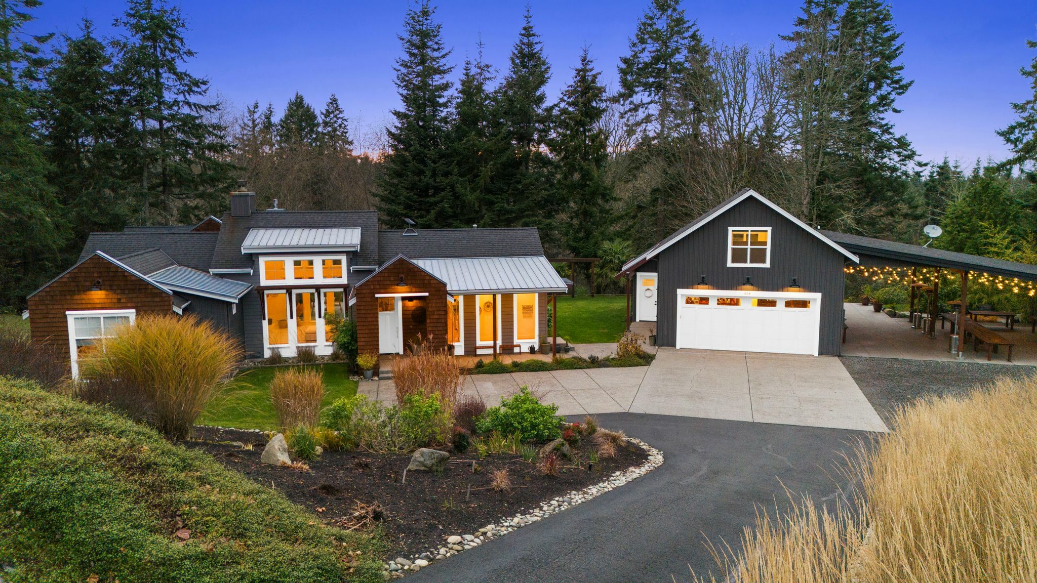 Property Photo:  654 NW Camano Drive  WA 98282 