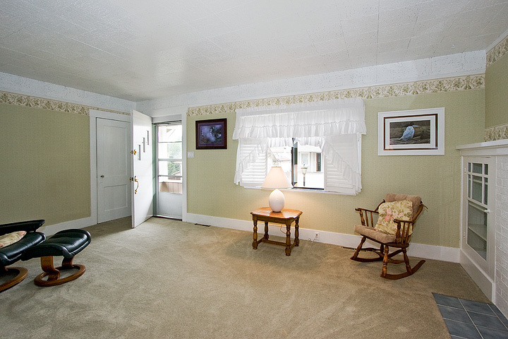 Property Photo: Living room 5123 S Wildwood Lane  WA 98118 
