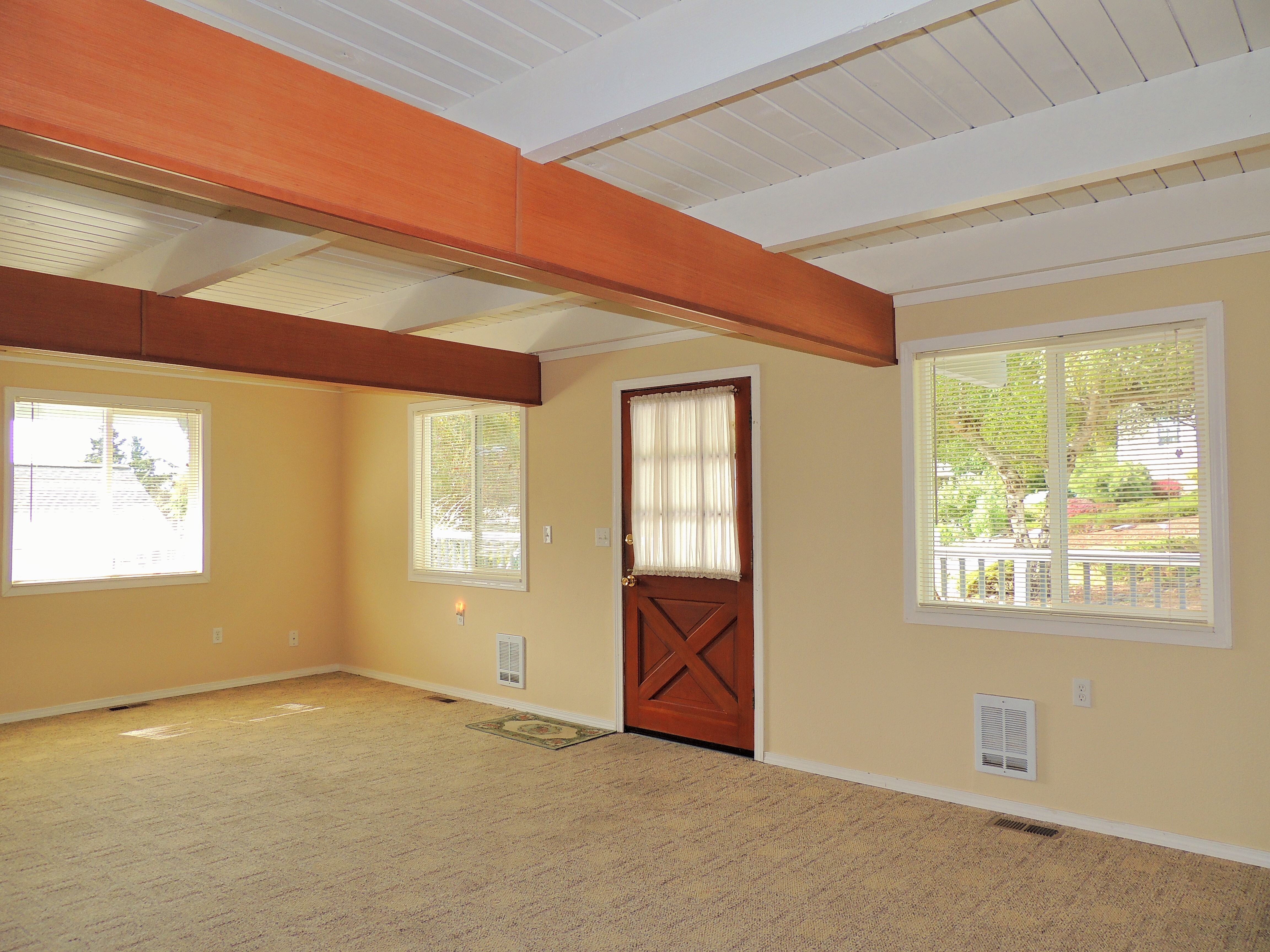 Property Photo: Main level 761 Shelter Bay Dr WA 98257
