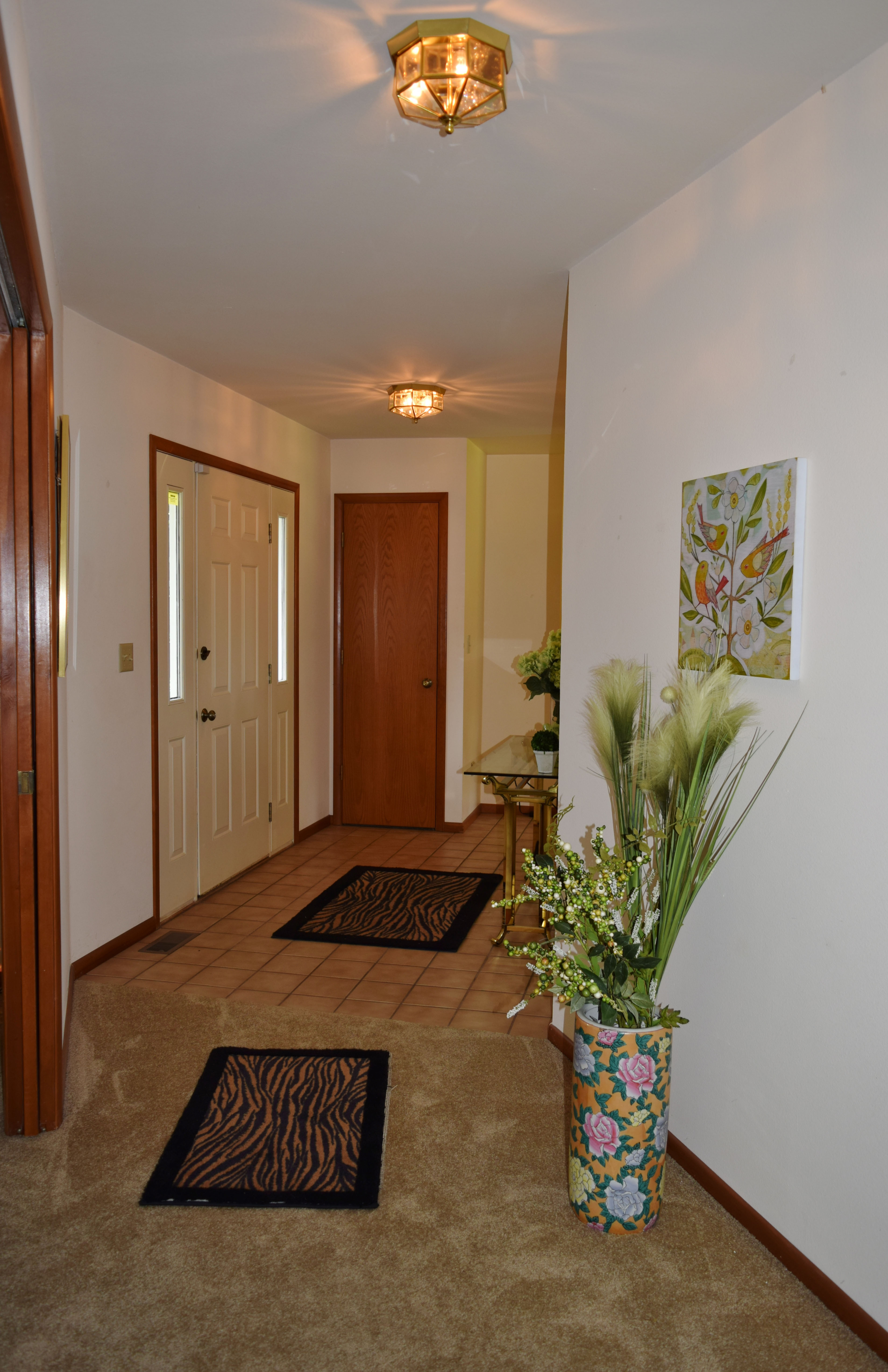Property Photo: Foyer 1073 Birch Bay Lynden Rd WA 98264