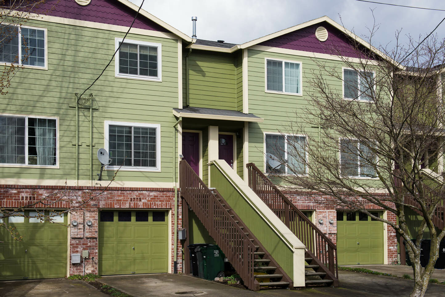 Property Photo: 3715 SE Gladstone St OR 97202
