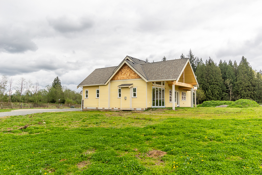 Property Photo:  17306 Butler Rd  WA 98290 